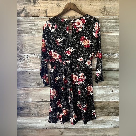 TORRID-NEW NWT-Black Floral Challis Shift Dress - Picture 3 of 7